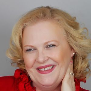 Meet your Posher, Louise